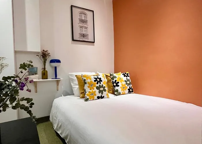 Fully Equipped Studio At 3 Mins From Metro