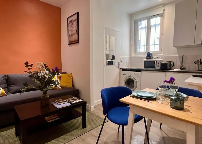 Fully Equipped Studio At 3 Mins From Metro